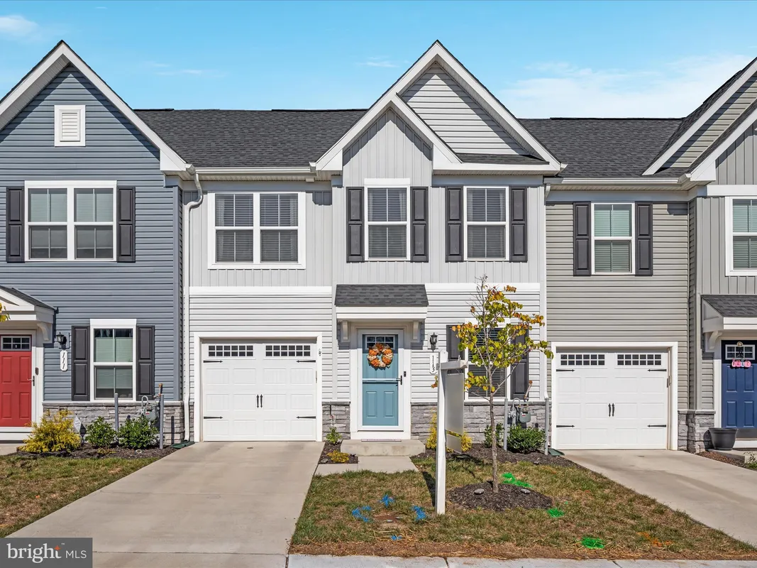 Property Slideshow image 1 of 25 | 113 maury way, Winchester, VA, 22602