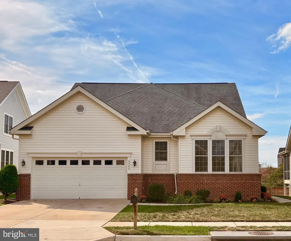 Property Slideshow image 1 of 61 | 6900 tred avon pl, Gainesville, VA, 20155