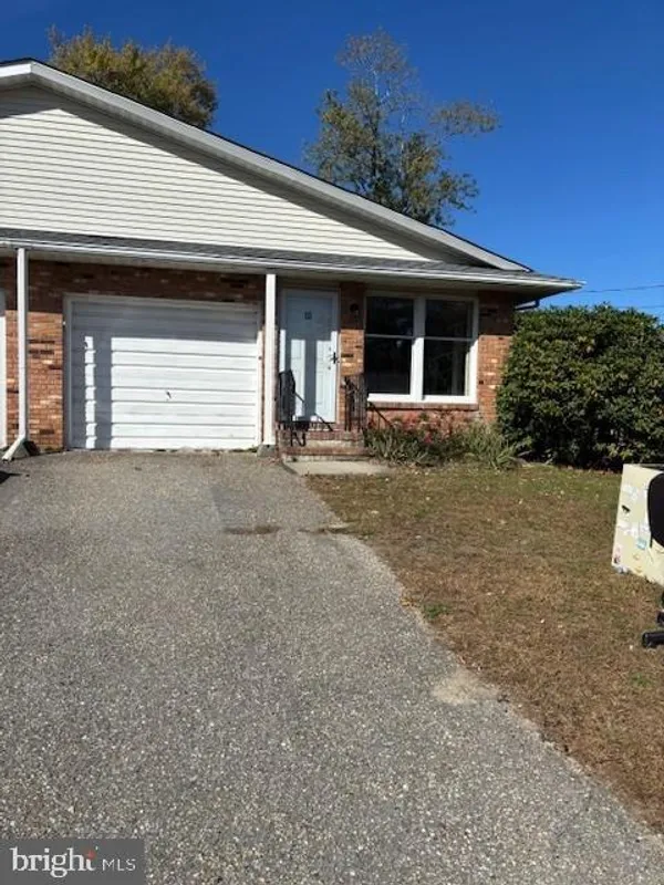 Property Slideshow image 1 of 18 | 10 acorn rd, Stafford Township, NJ, 08050