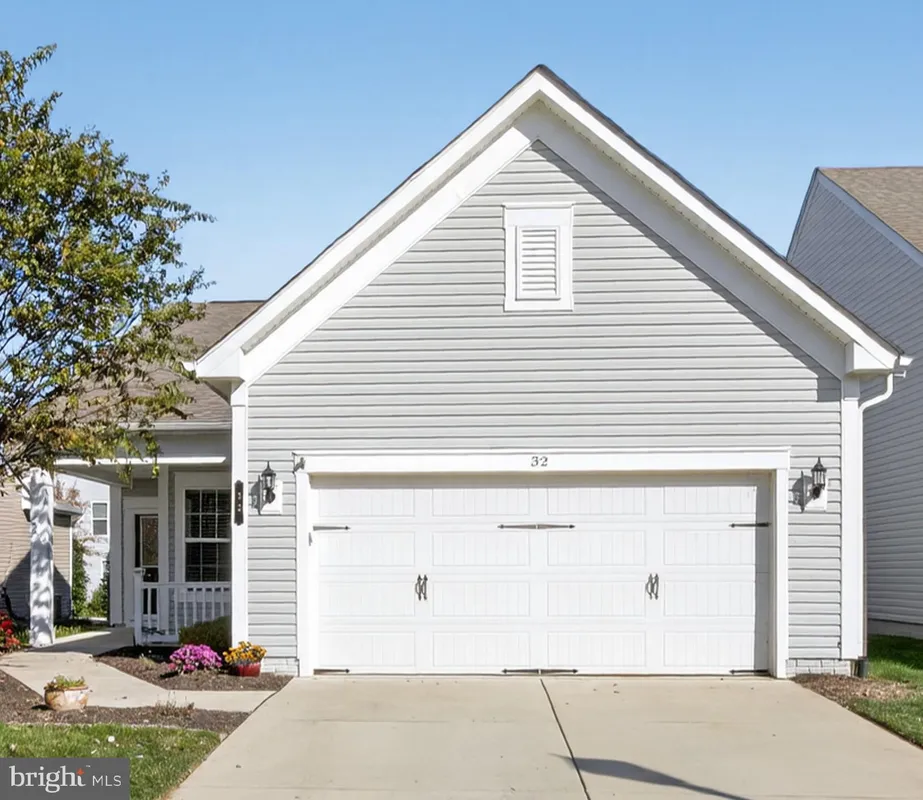 Property Slideshow image 1 of 30 | 32 montauk ave, Fredericksburg, VA, 22406