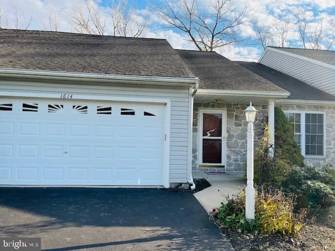 Property Slideshow image 1 of 4 | 1614 berry dr, Lebanon, PA, 17046