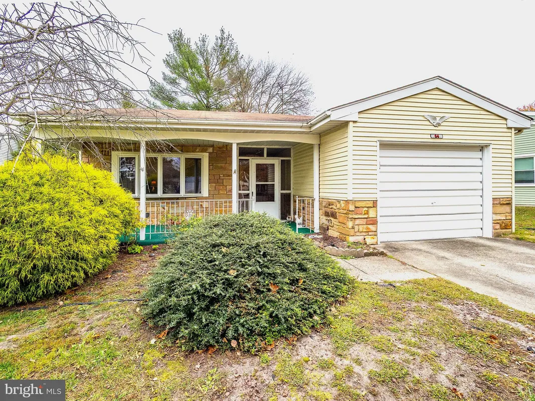 Property Slideshow image 1 of 19 | 64 huntington dr, Southampton, NJ, 08088