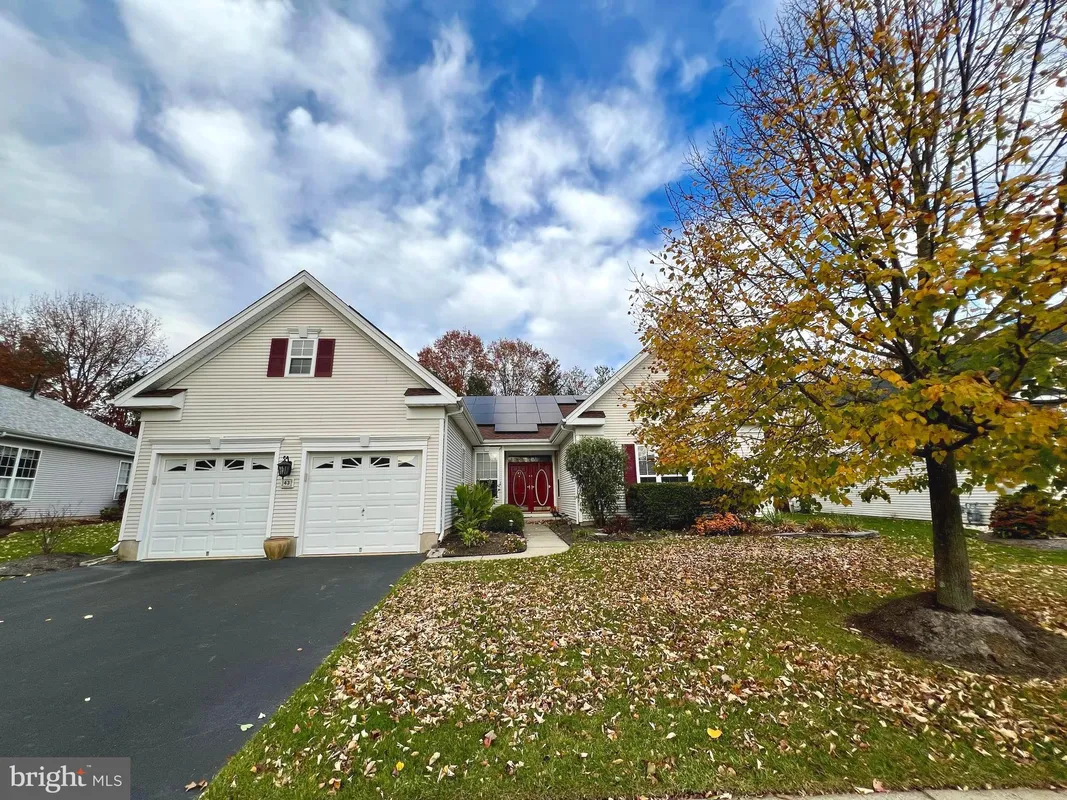 Property Slideshow image 1 of 4 | 43 barbary ln, Columbus, NJ, 08022