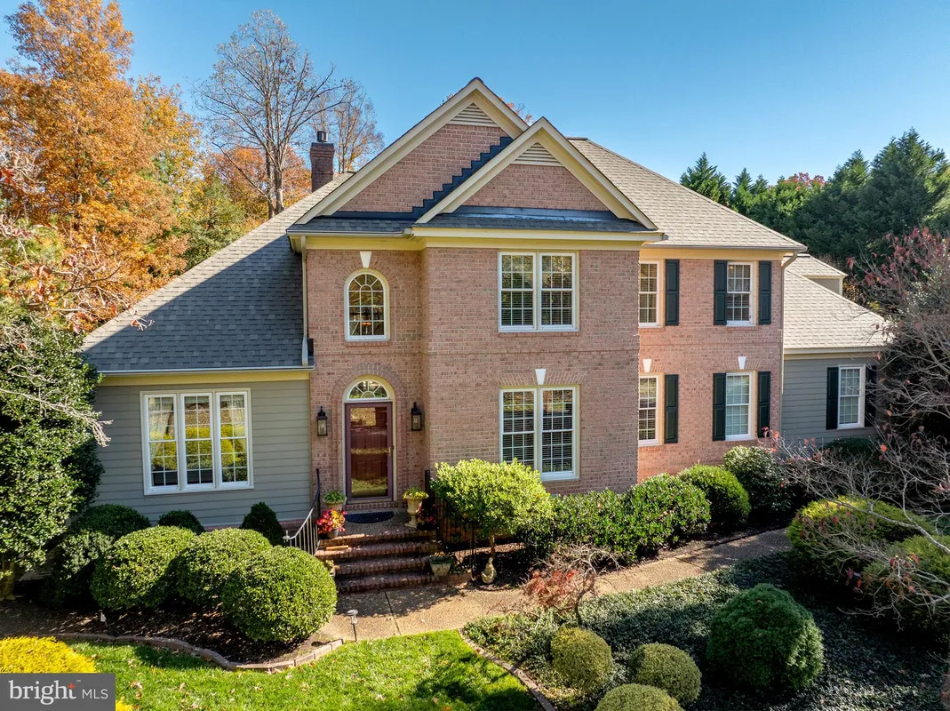 Property Slideshow image 1 of 50 | 104 killington, Williamsburg, VA, 23188