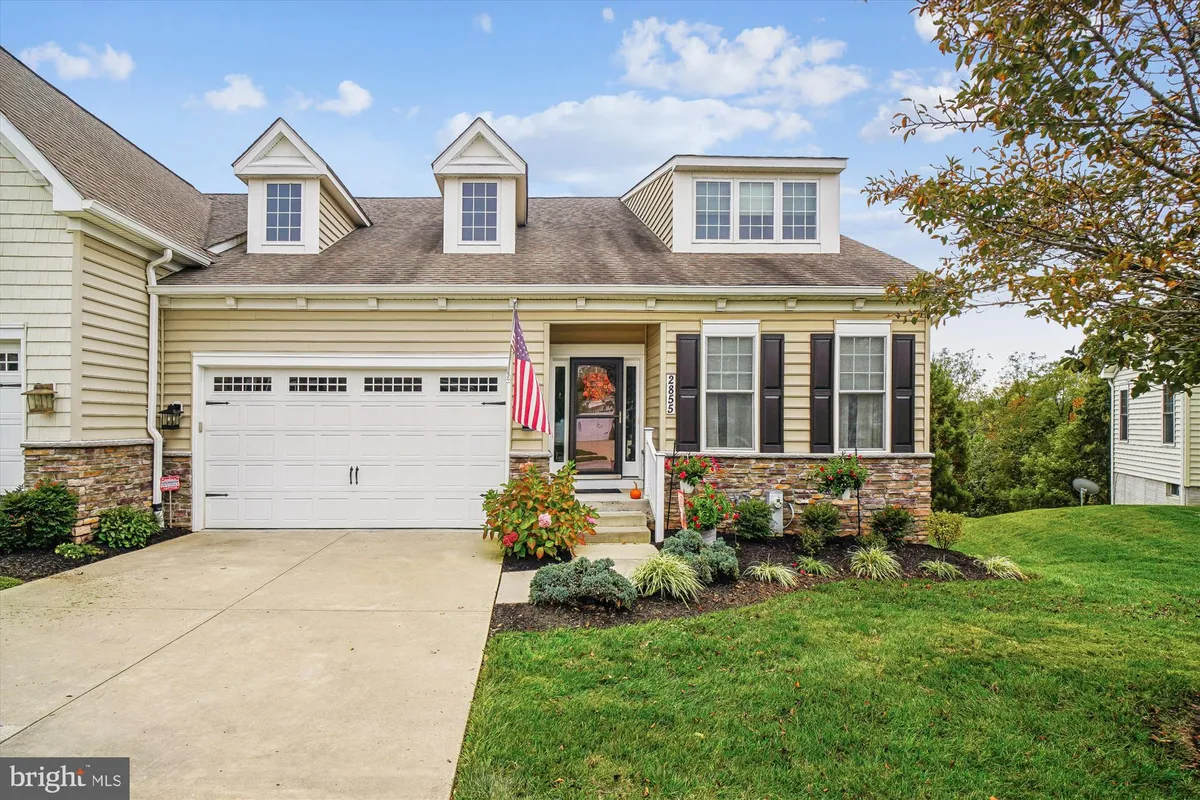 Property Slideshow image 1 of 39 | 2855 chauncey hill dr # 33, Manchester, MD, 21102