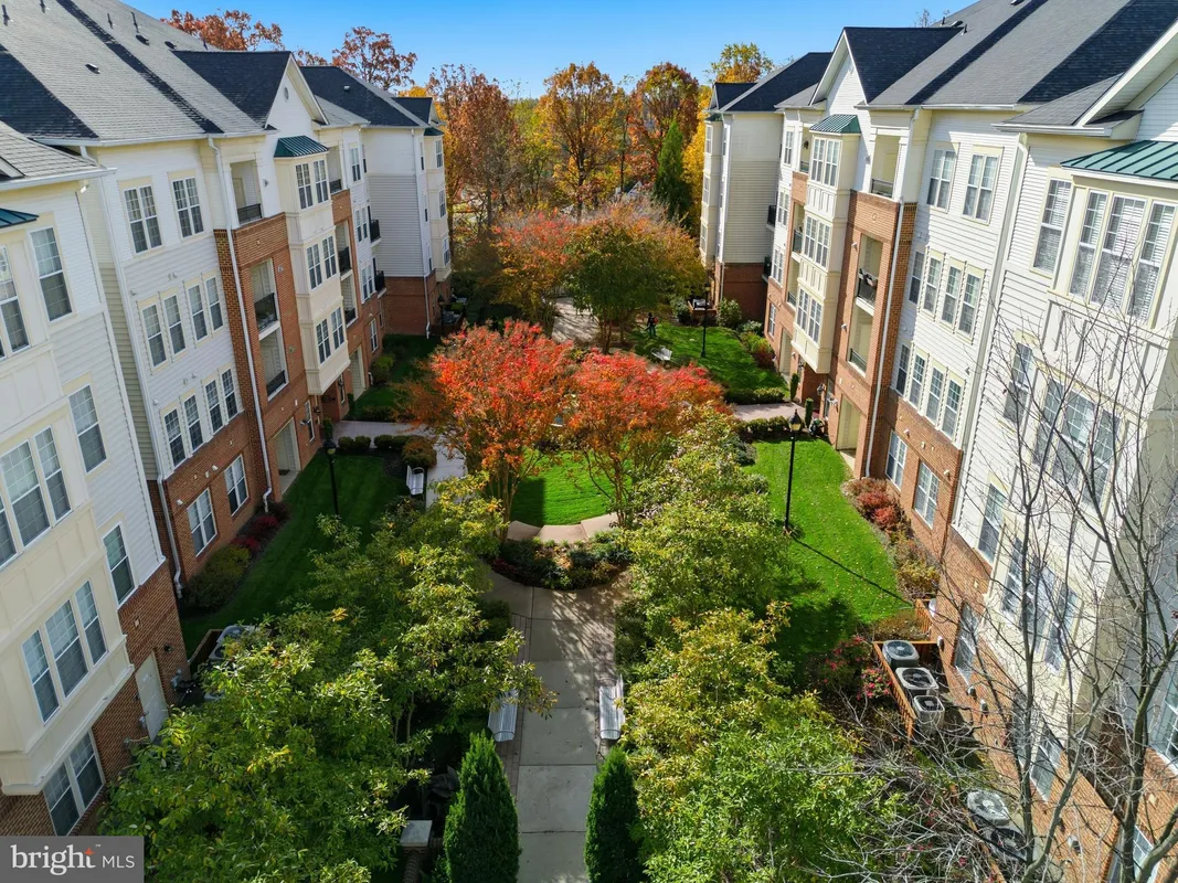 Property Slideshow image 1 of 52 | 2540 kensington gdns unit 303, Ellicott City, MD, 21043
