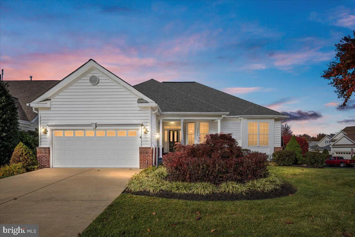 Property Slideshow image 1 of 84 | 13612 ryton ridge ln, Gainesville, VA, 20155