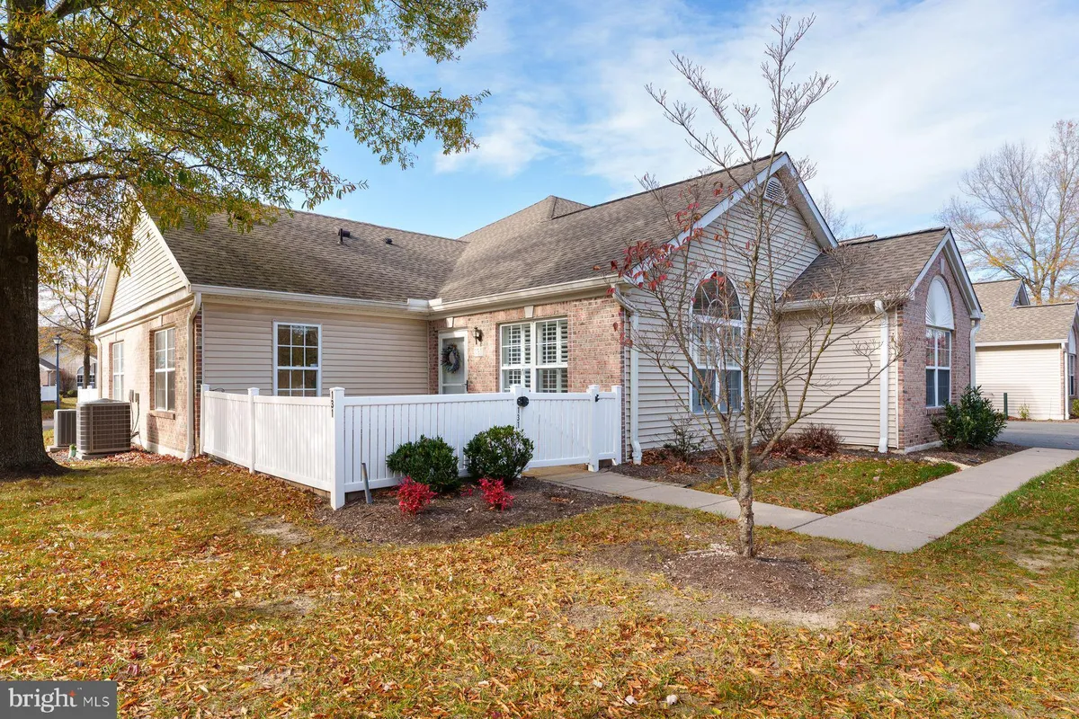 Property Slideshow image 1 of 23 | 131 point ct, Lawrence Township, NJ, 08648