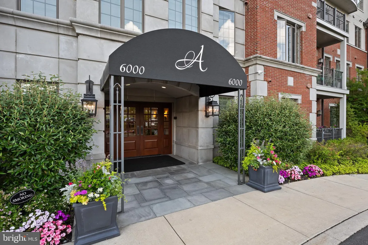 Property Slideshow image 1 of 48 | 6205 parkview dr, Haverford, PA, 19041