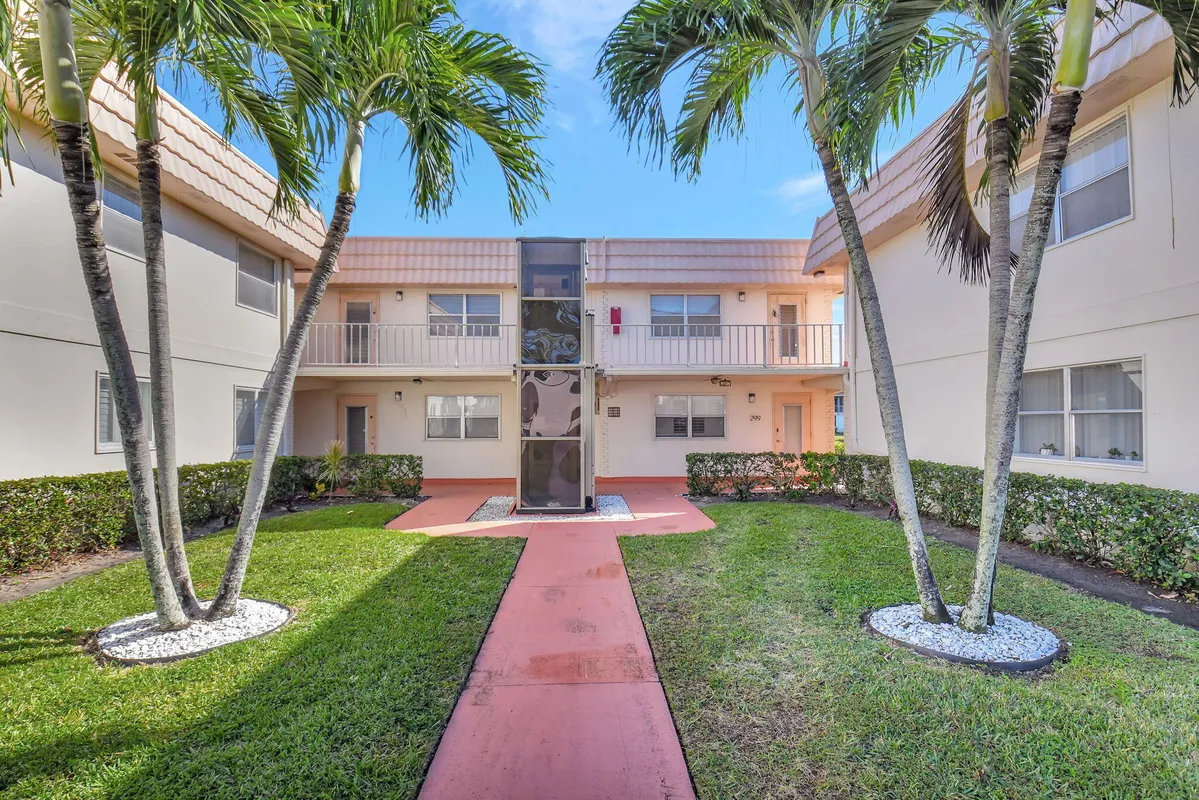 Property Slideshow image 1 of 58 | 325 saxony g, Delray Beach, FL, 33446