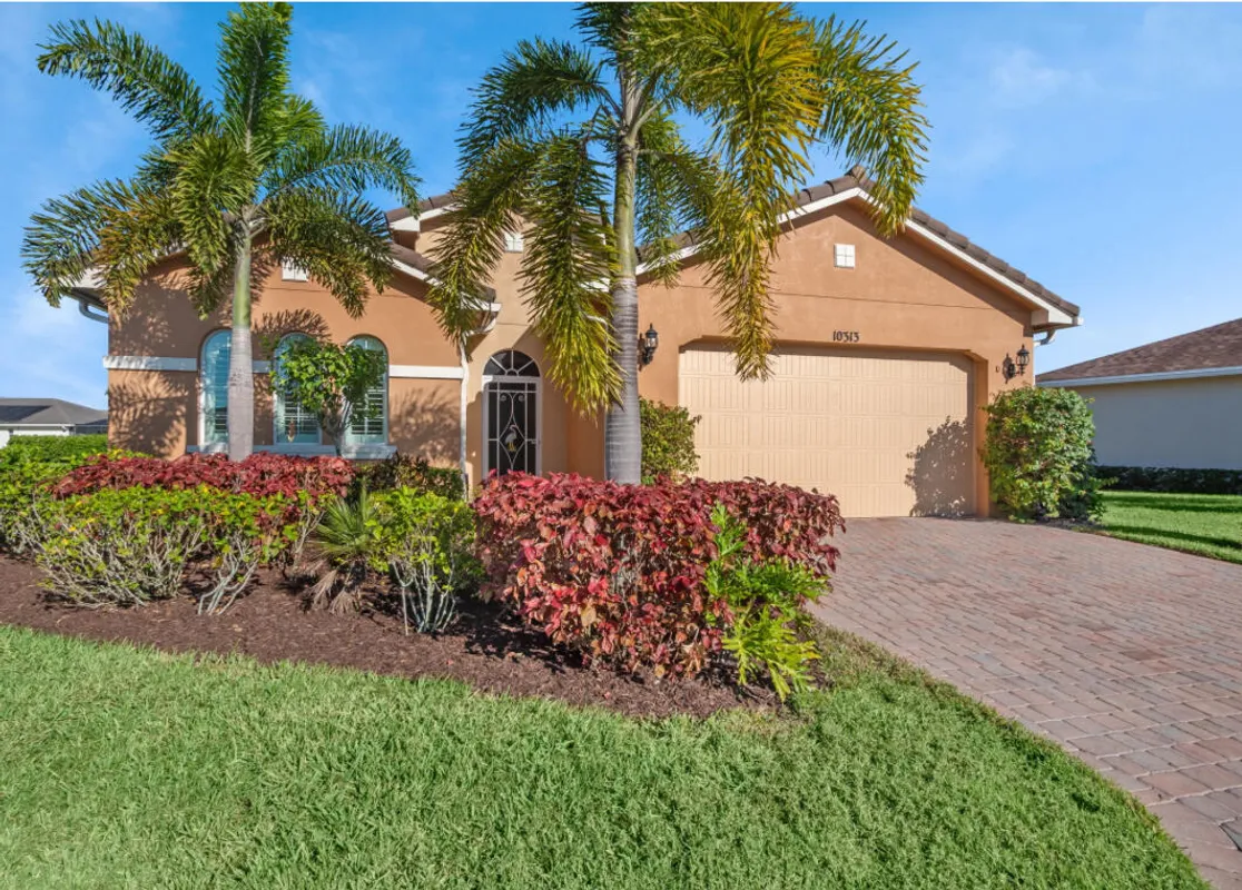 Property Slideshow image 1 of 29 | 10313 sw fernwood ave, Port Saint Lucie, FL, 34987
