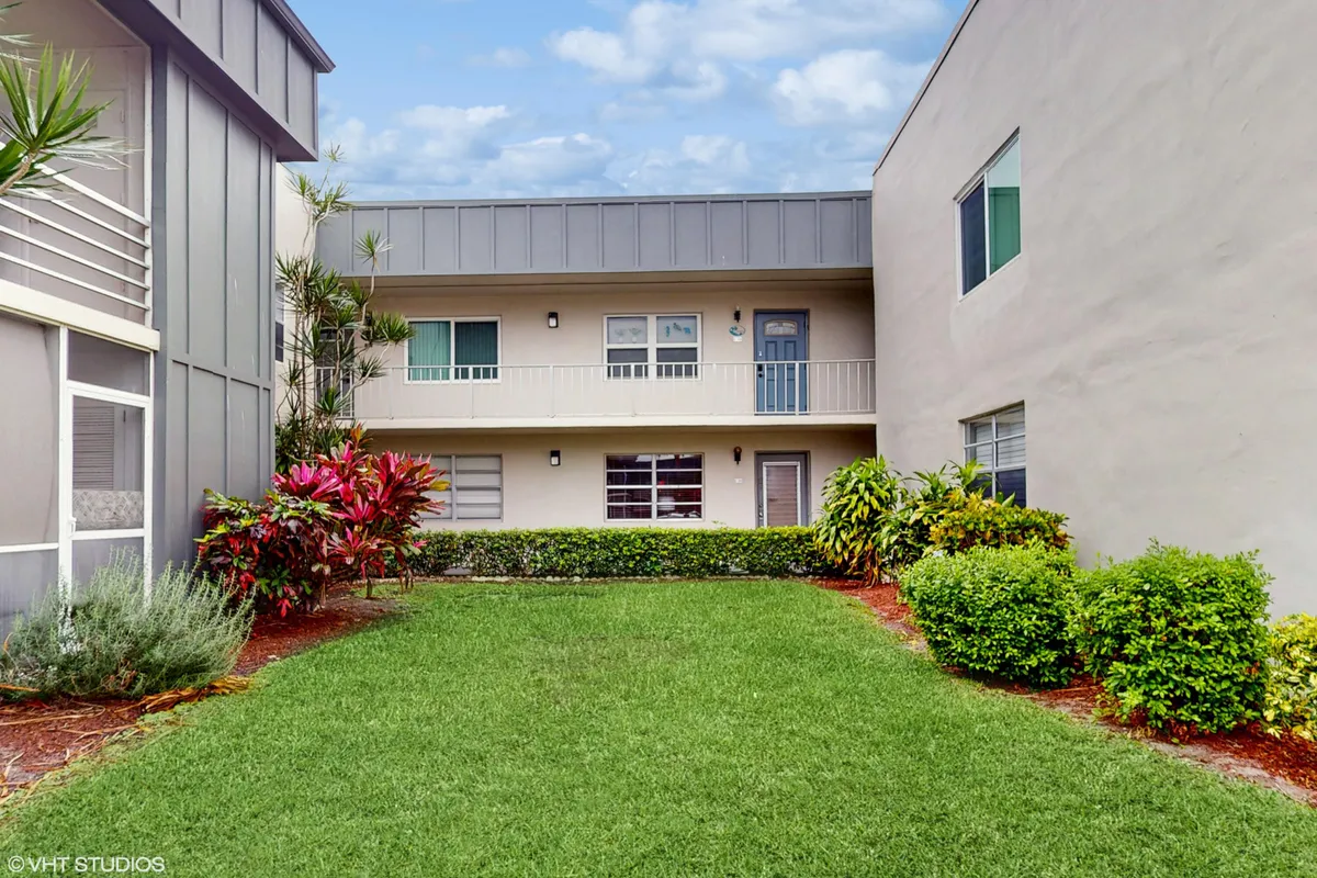 Property Slideshow image 1 of 26 | 310 burgundy g, Delray Beach, FL, 33484