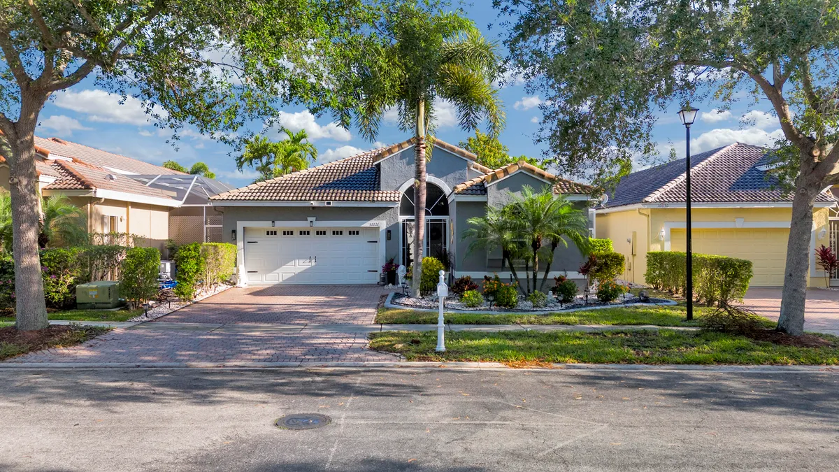 Property Slideshow image 1 of 39 | 10026 diamond lake dr, Boynton Beach, FL, 33437