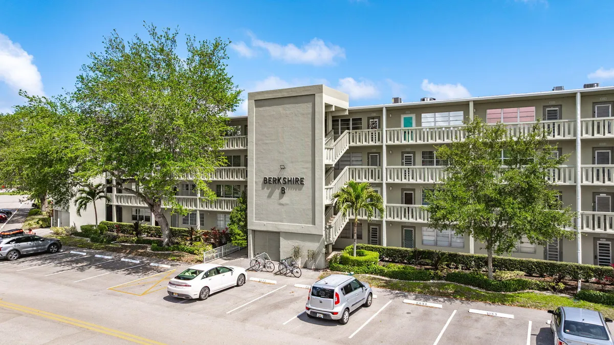 Property Slideshow image 1 of 79 | 3028 berkshire b, Deerfield Beach, FL, 33442
