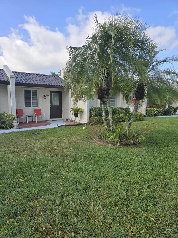 Property Slideshow image 1 of 38 | 222 lake constance dr, West Palm Beach, FL, 33411