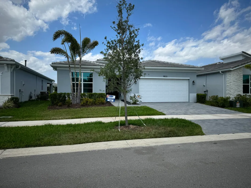 Property Slideshow image 1 of 34 | 9833 sw isabelline dr, Port Saint Lucie, FL, 34987