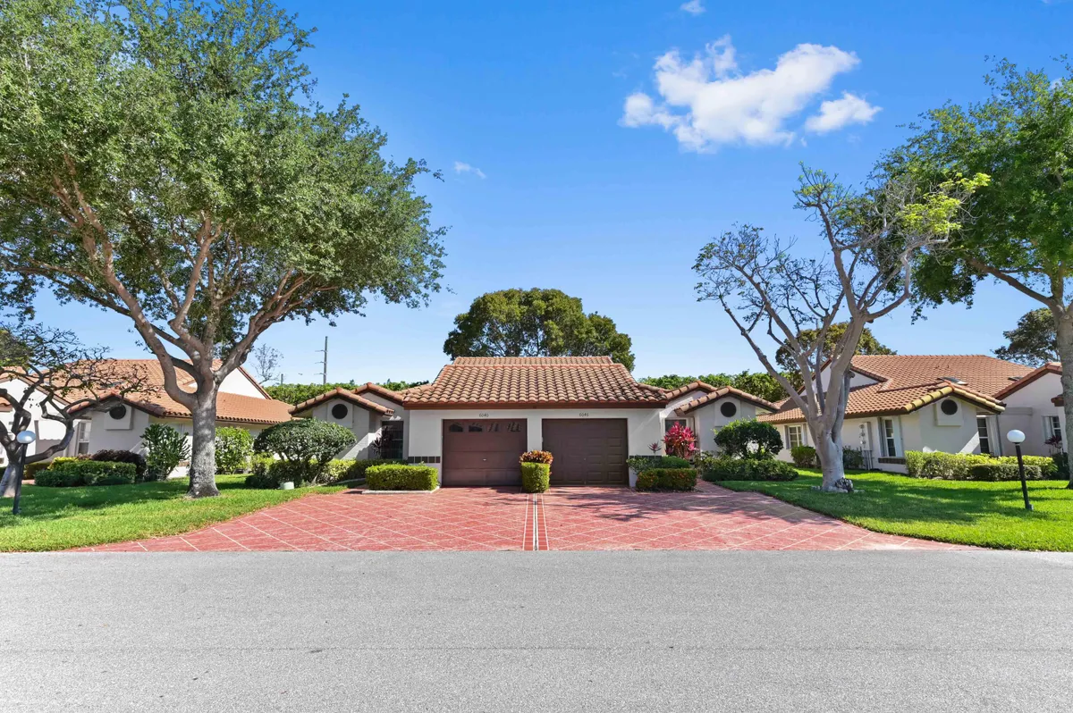 Property Slideshow image 1 of 75 | 6040 waldwick cir, Delray Beach, FL, 33484