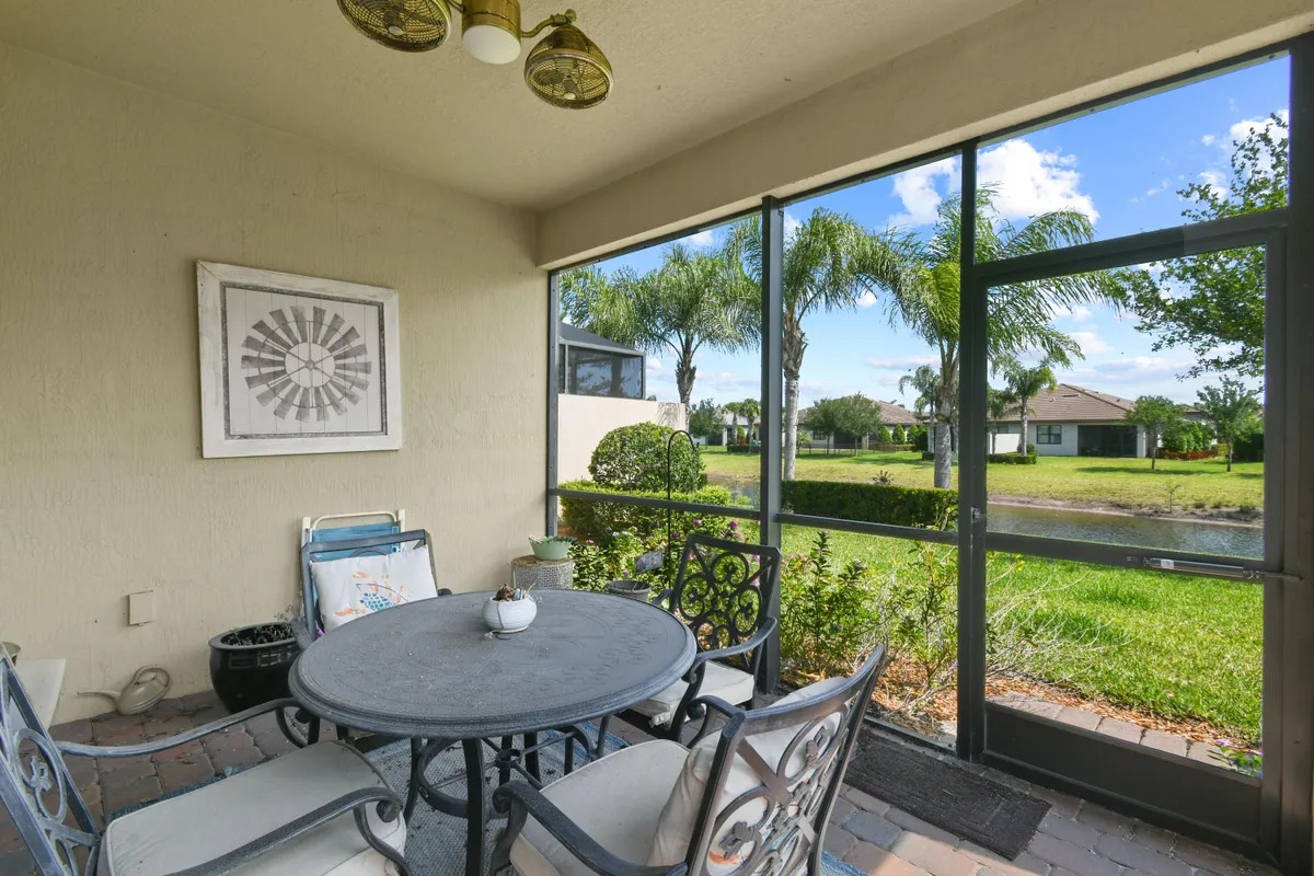 Property Slideshow image 1 of 34 | 4454 beauty leaf cir, Vero Beach, FL, 32967