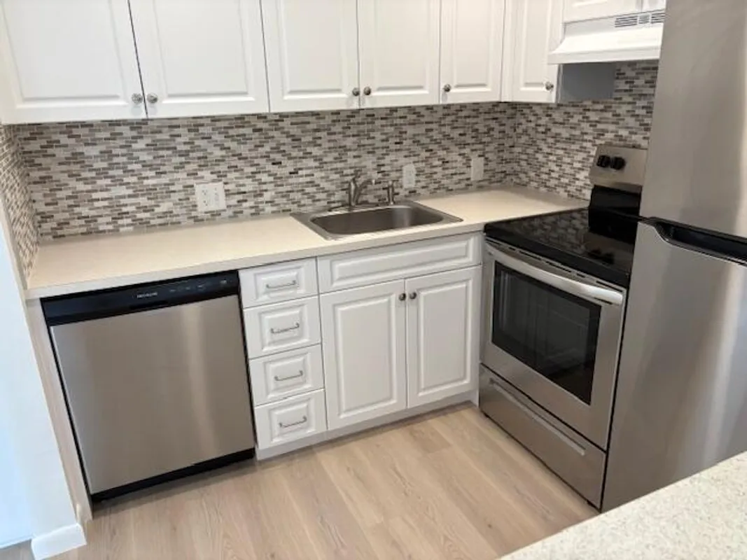 Property Slideshow image 1 of 12 | 96 mansfield c # 96, Boca Raton, FL, 33434