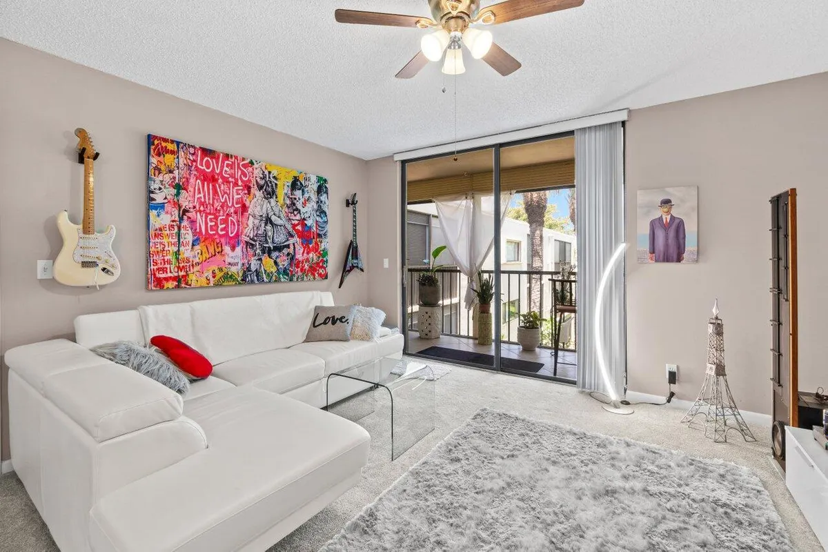 Property Slideshow image 1 of 1 | 5100 las verdes cir 316, Delray Beach, FL, 33484