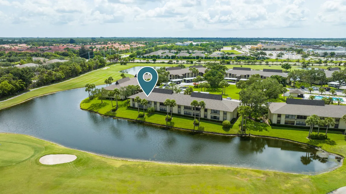 Property Slideshow image 1 of 59 | 28 plantation dr 204, Vero Beach, FL, 32966