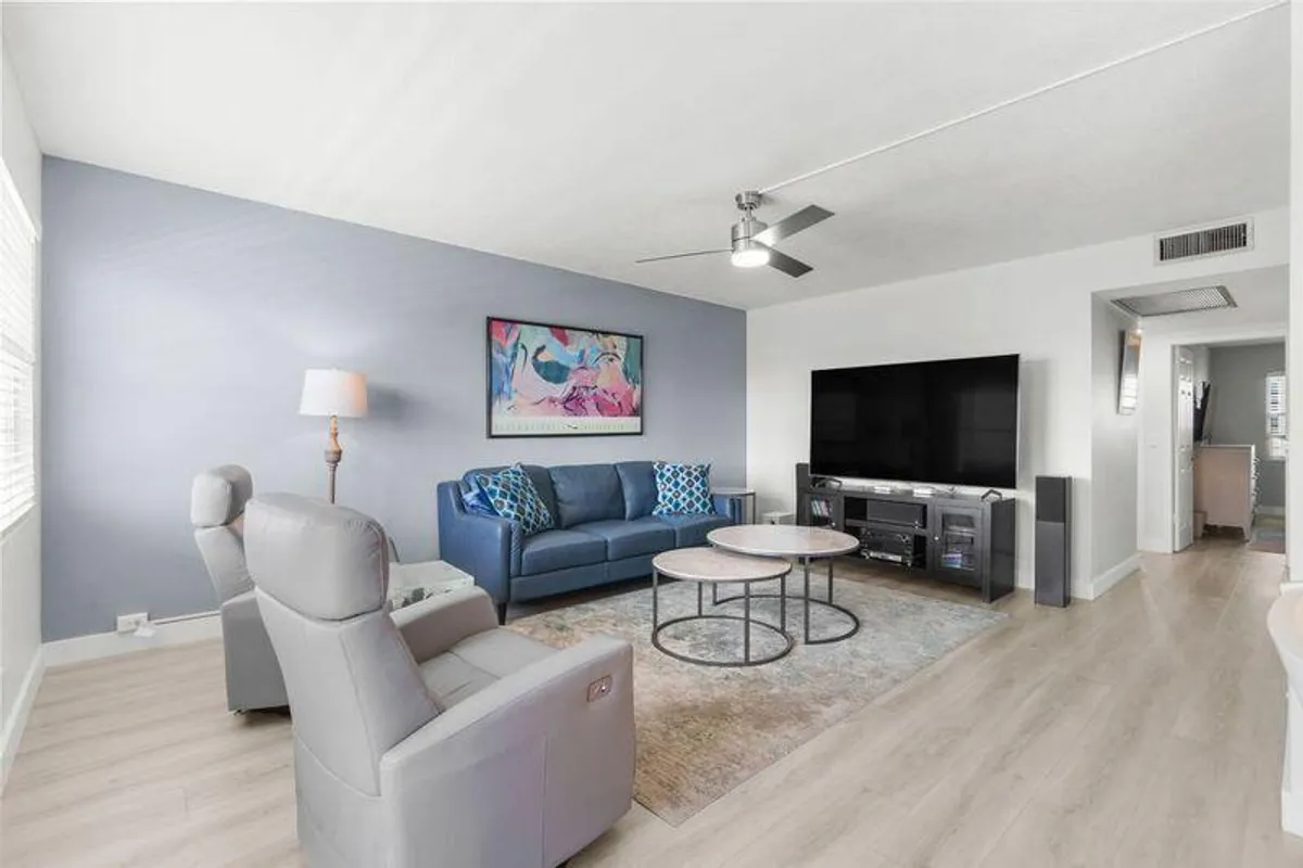 Property Slideshow image 1 of 43 | 4051 guildford c # 4051, Boca Raton, FL, 33434