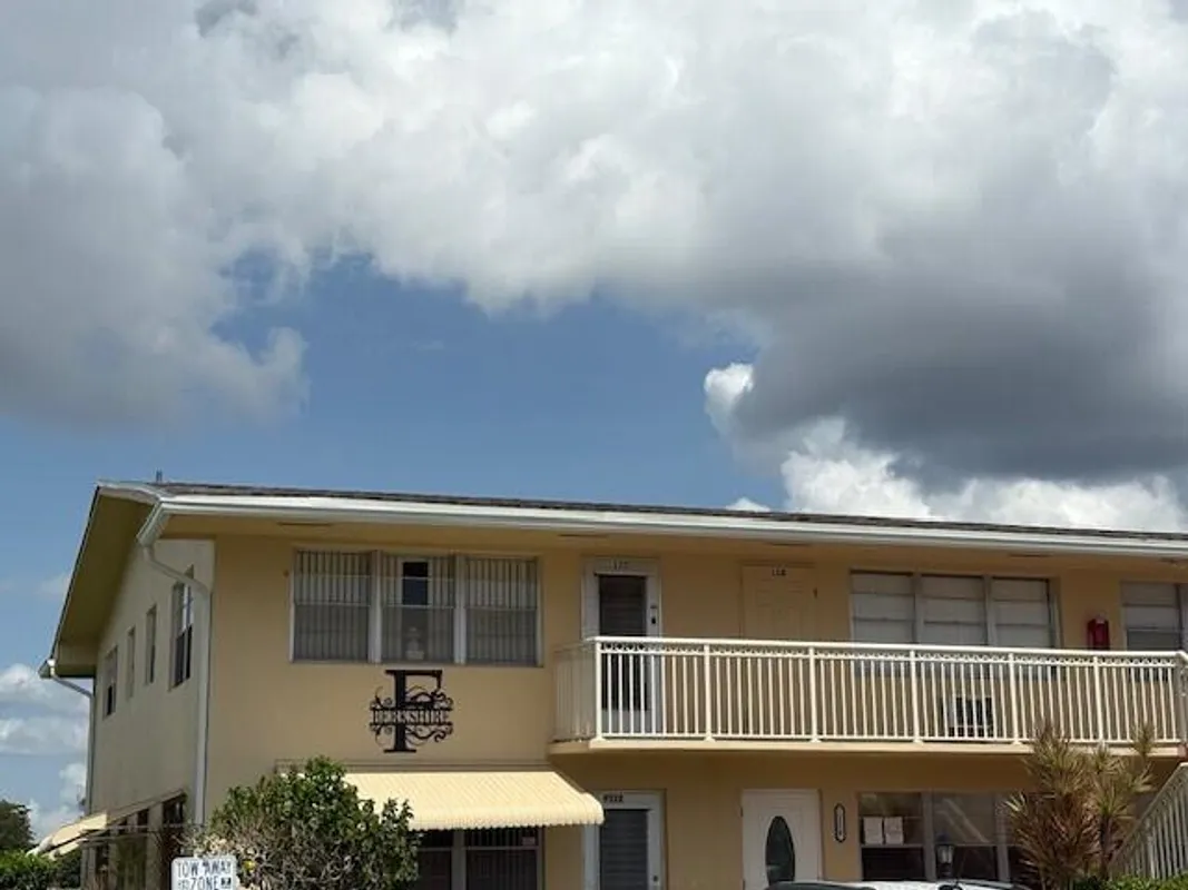Property Slideshow image 1 of 43 | 127 berkshire f, West Palm Beach, FL, 33417