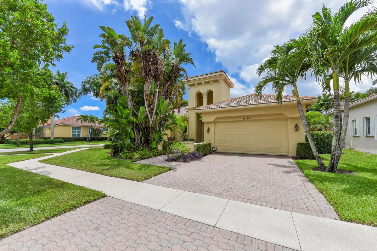 Property Slideshow image 1 of 55 | 9724 via grandezza, Wellington, FL, 33411