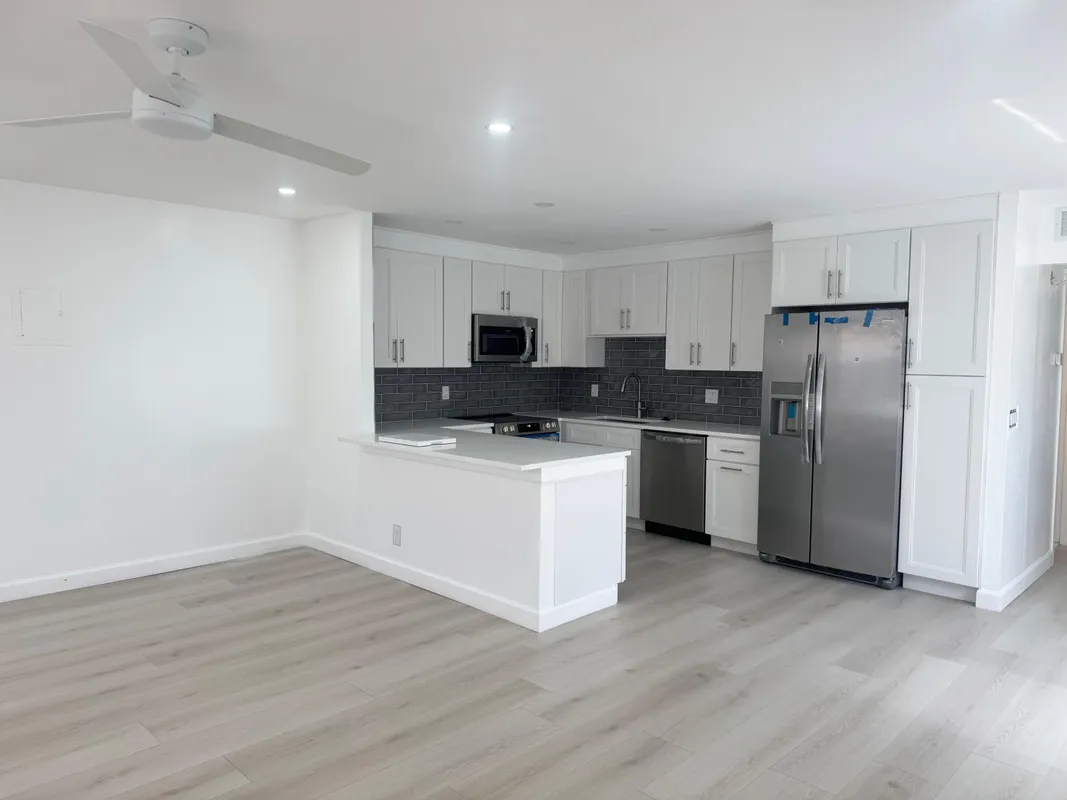 Property Slideshow image 1 of 19 | 42 valencia b, Delray Beach, FL, 33446