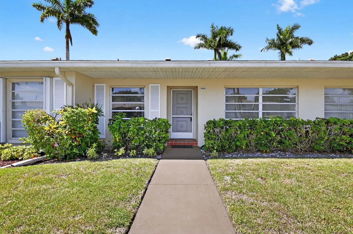 Property Slideshow image 1 of 46 | 8644 boca dr, Boca Raton, FL, 33433