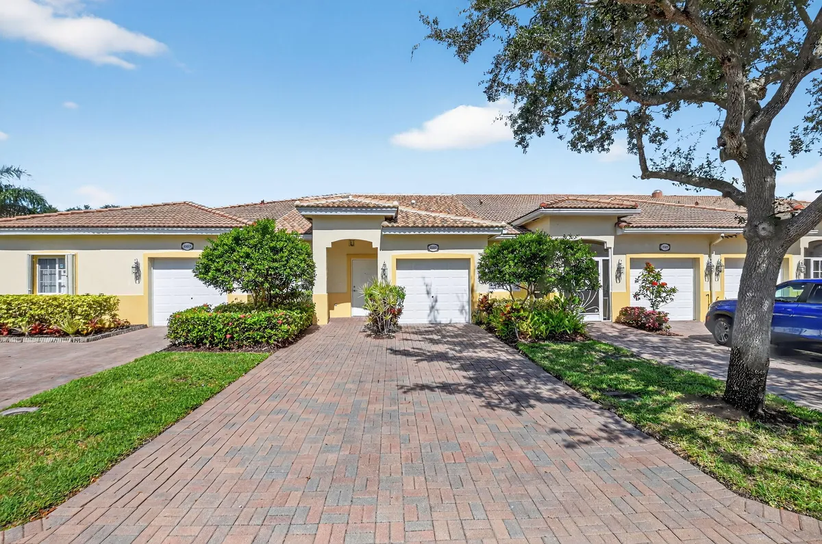 Property Slideshow image 1 of 47 | 2357 windjammer way, West Palm Beach, FL, 33411