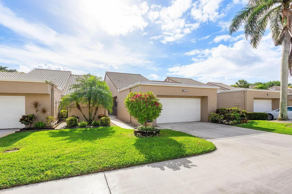 Property Slideshow image 1 of 51 | 11110 applegate cir, Boynton Beach, FL, 33437