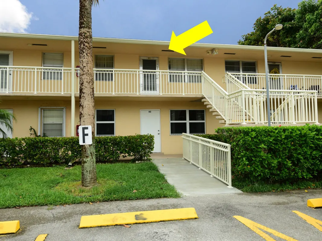 Property Slideshow image 1 of 15 | 90 hastings f, West Palm Beach, FL, 33417