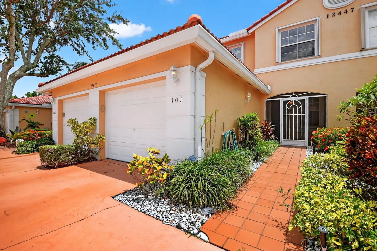 Property Slideshow image 1 of 65 | 12447 crystal pointe dr unit 101, Boynton Beach, FL, 33437