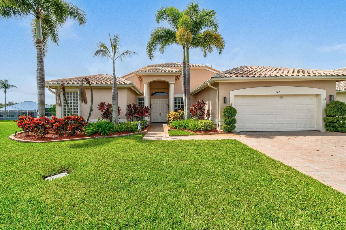 Property Slideshow image 1 of 19 | 307 nw bayside ct, Port Saint Lucie, FL, 34986