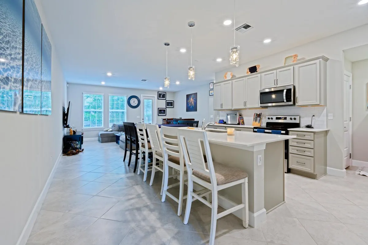 Property Slideshow image 1 of 22 | 1832 se roxy way, Stuart, FL, 34996