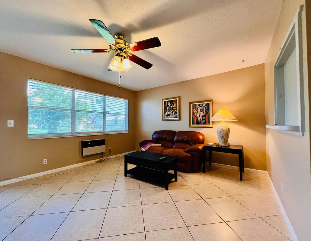 Property Slideshow image 1 of 14 | 319 norwich, West Palm Beach, FL, 33417