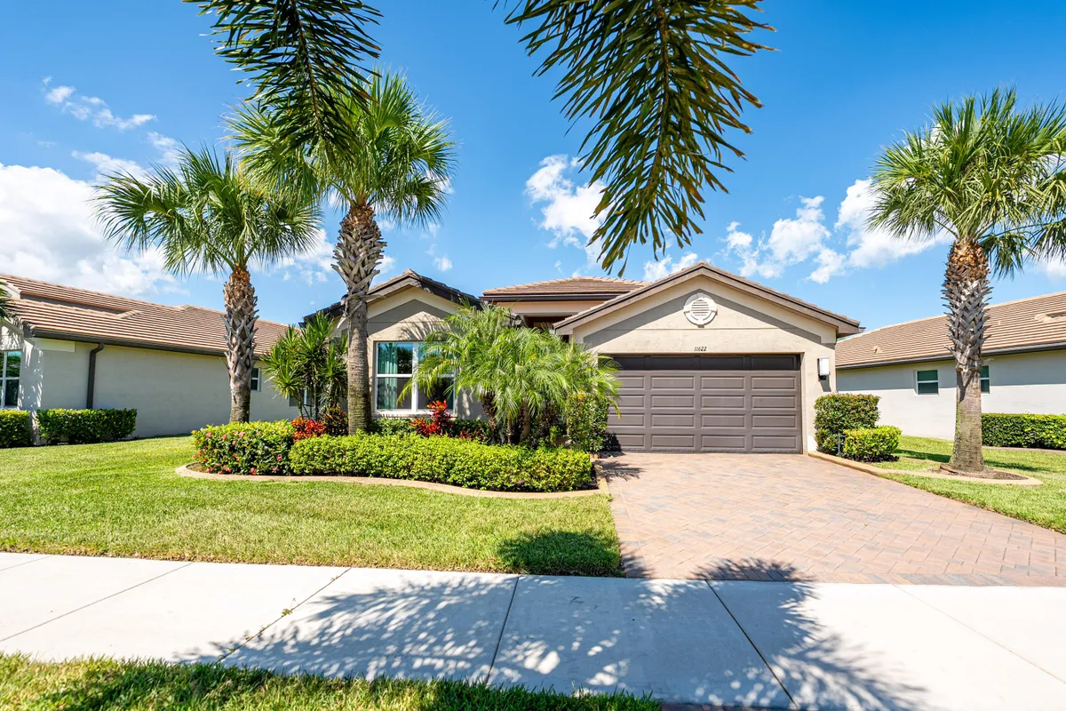 Property Slideshow image 1 of 62 | 11622 sw hawkins ter, Port Saint Lucie, FL, 34987