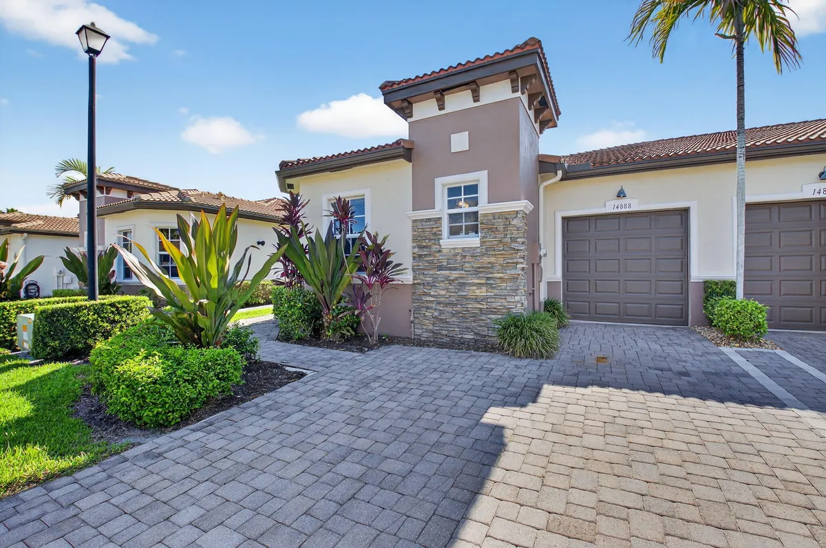 Property Slideshow image 1 of 72 | 14888 via porta, Delray Beach, FL, 33446
