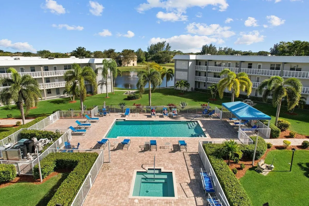 Property Slideshow image 1 of 29 | 9810 marina blvd 1122, Boca Raton, FL, 33428