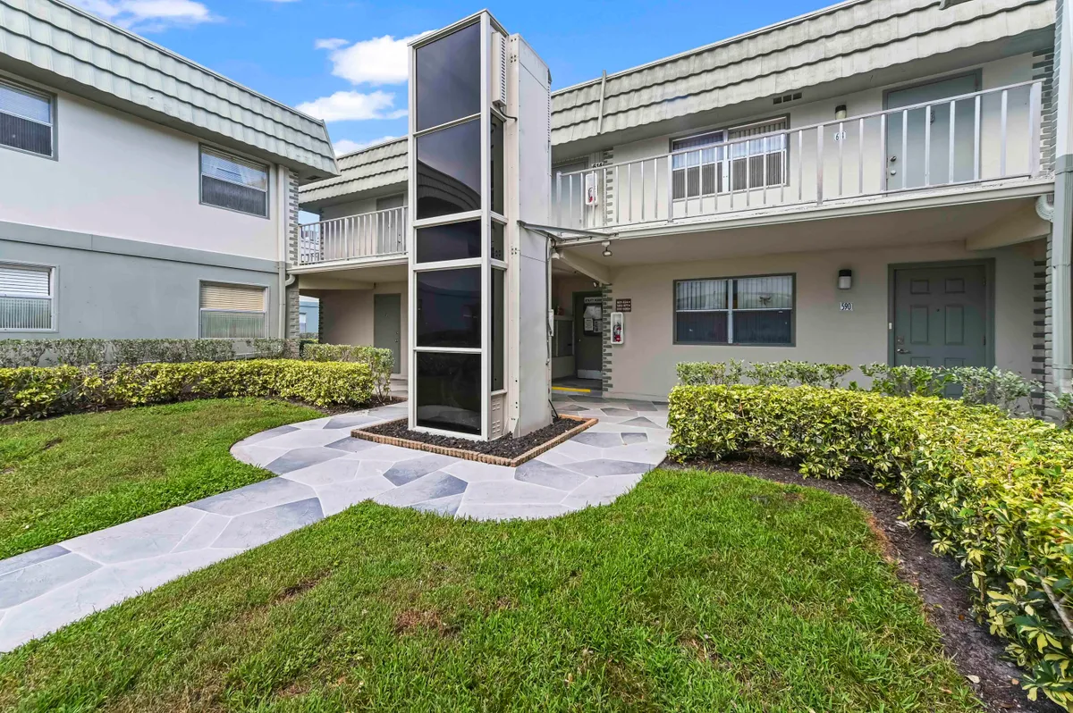 Property Slideshow image 1 of 34 | 614 monaco m, Delray Beach, FL, 33446