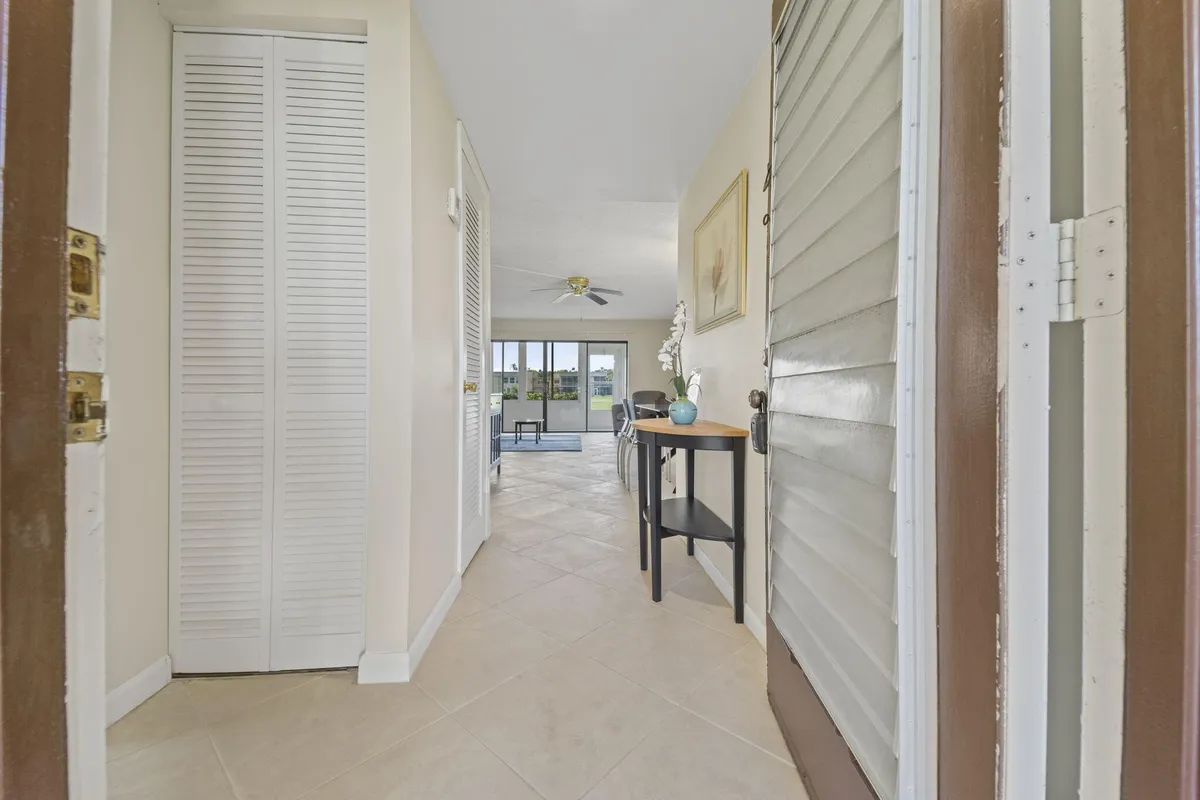 Property Slideshow image 1 of 47 | 197 capri e unit e, Delray Beach, FL, 33484