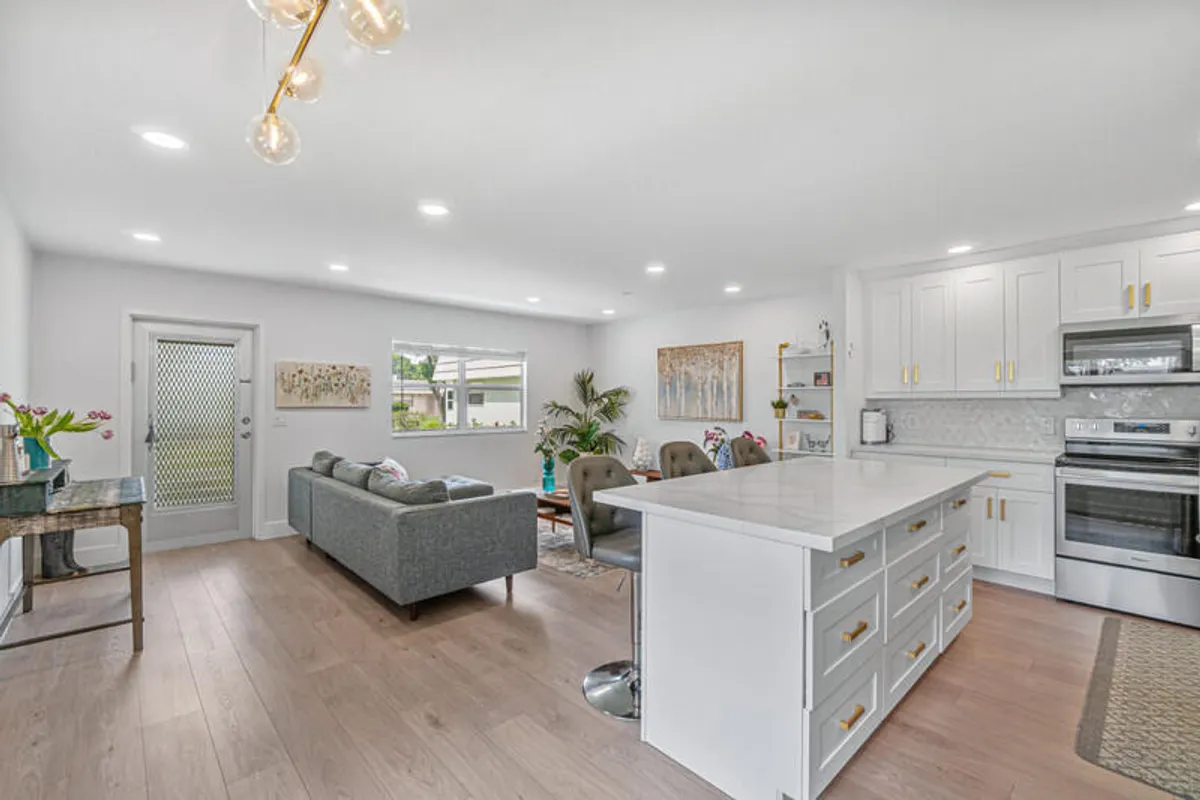 Property Slideshow image 1 of 18 | 70 valencia c, Delray Beach, FL, 33446