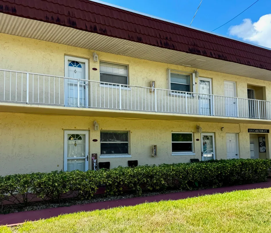 Property Slideshow image 1 of 25 | 1181 carlton ct apt 103, Fort Pierce, FL, 34949