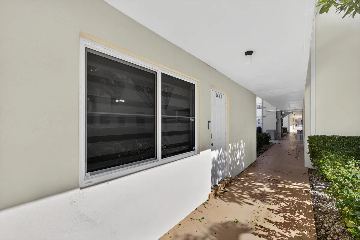 Property Slideshow image 1 of 29 | 144 dorchester g, West Palm Beach, FL, 33417