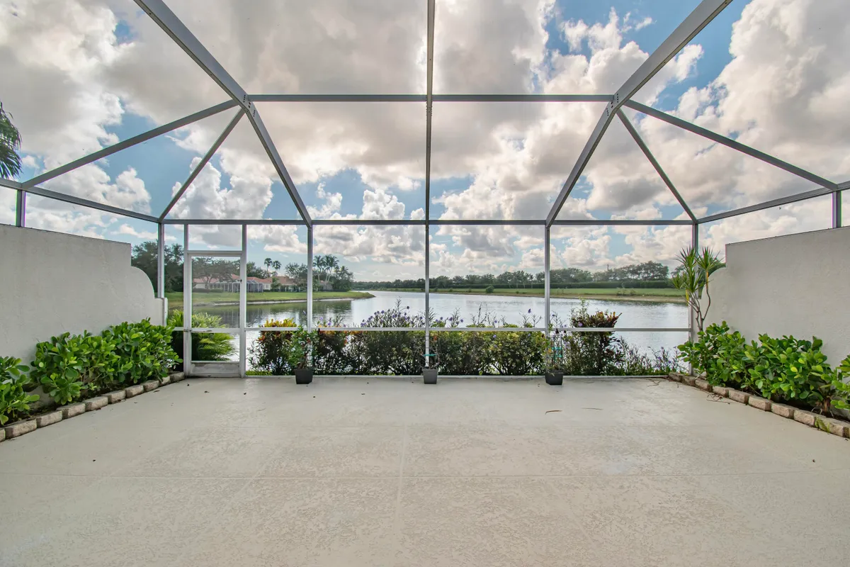 Property Slideshow image 1 of 28 | 2100 tigris dr, West Palm Beach, FL, 33411