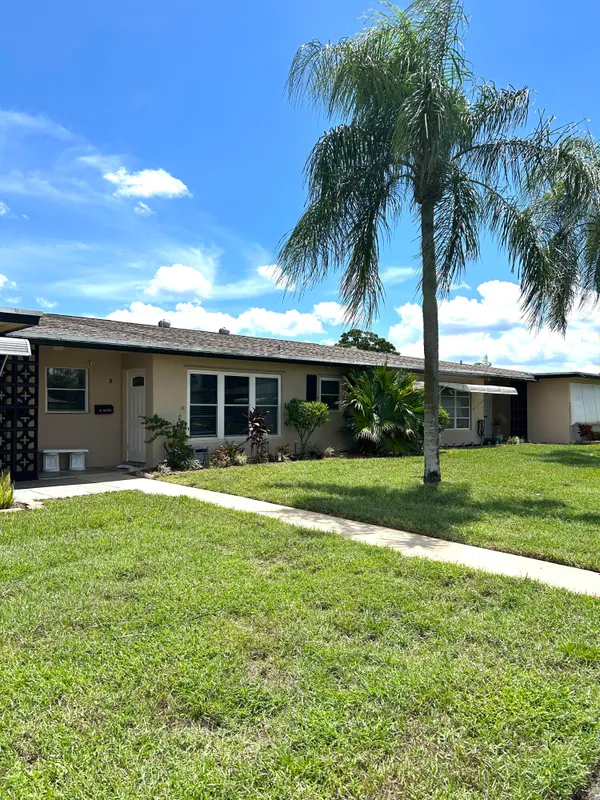 Property Slideshow image 1 of 37 | 842 high point blvd b, Delray Beach, FL, 33445