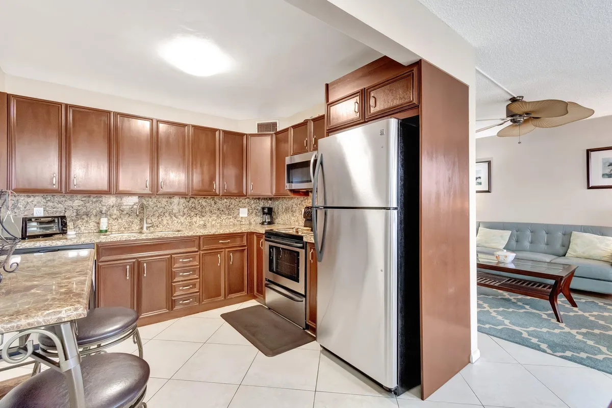 Property Slideshow image 1 of 88 | 4049 wolverton c c, Boca Raton, FL, 33434
