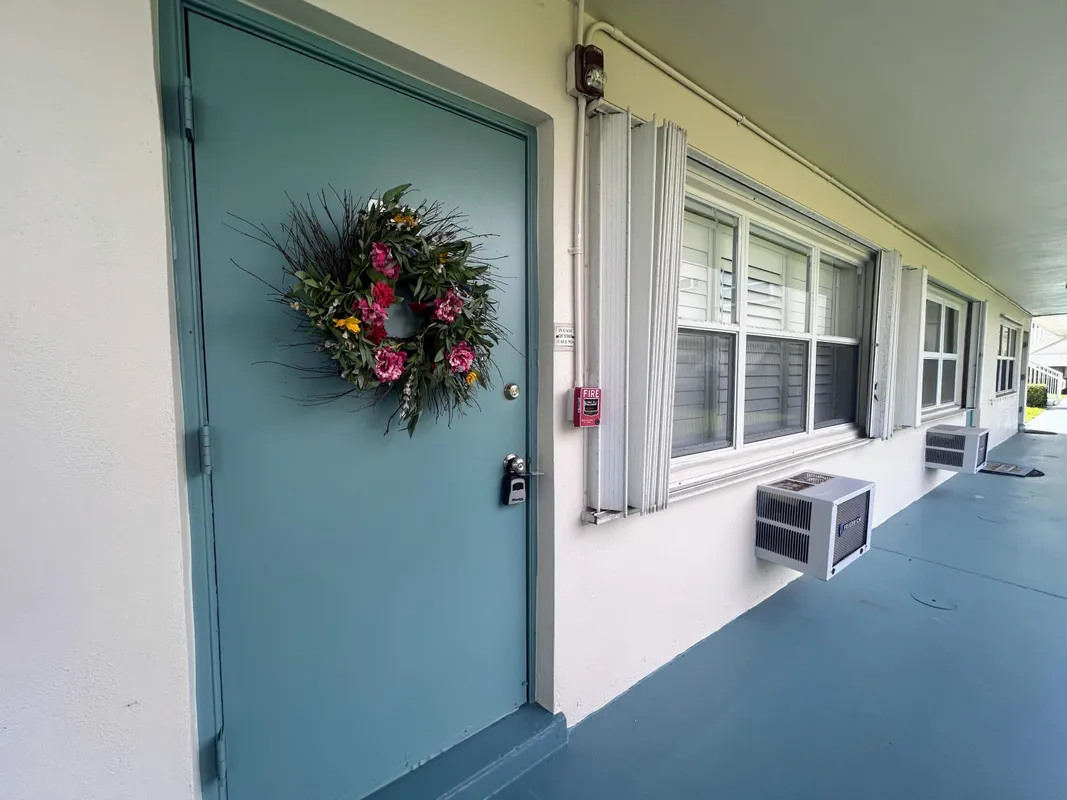 Property Slideshow image 1 of 57 | 200 horizons 111, Boynton Beach, FL, 33435