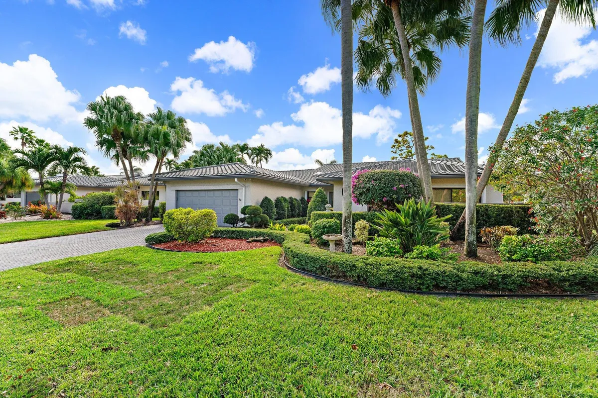 Property Slideshow image 1 of 68 | 63 northwoods ln, Boynton Beach, FL, 33436